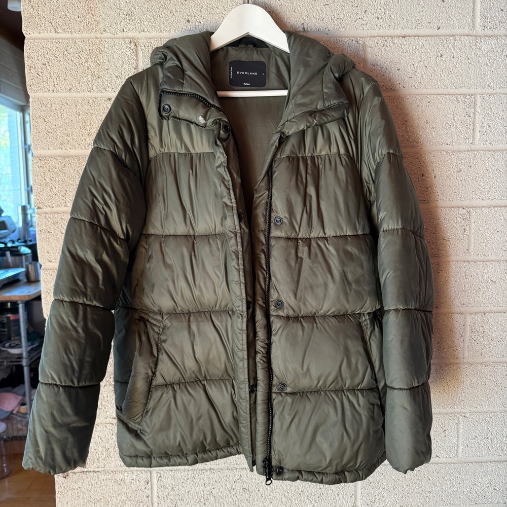 Everlane ReNew Olive Green Puffer Coat Jacket Size Small